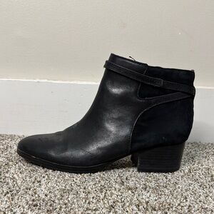 LAUREN RALPH LAUREN Women's Damara Booties Size 8.5B In Black